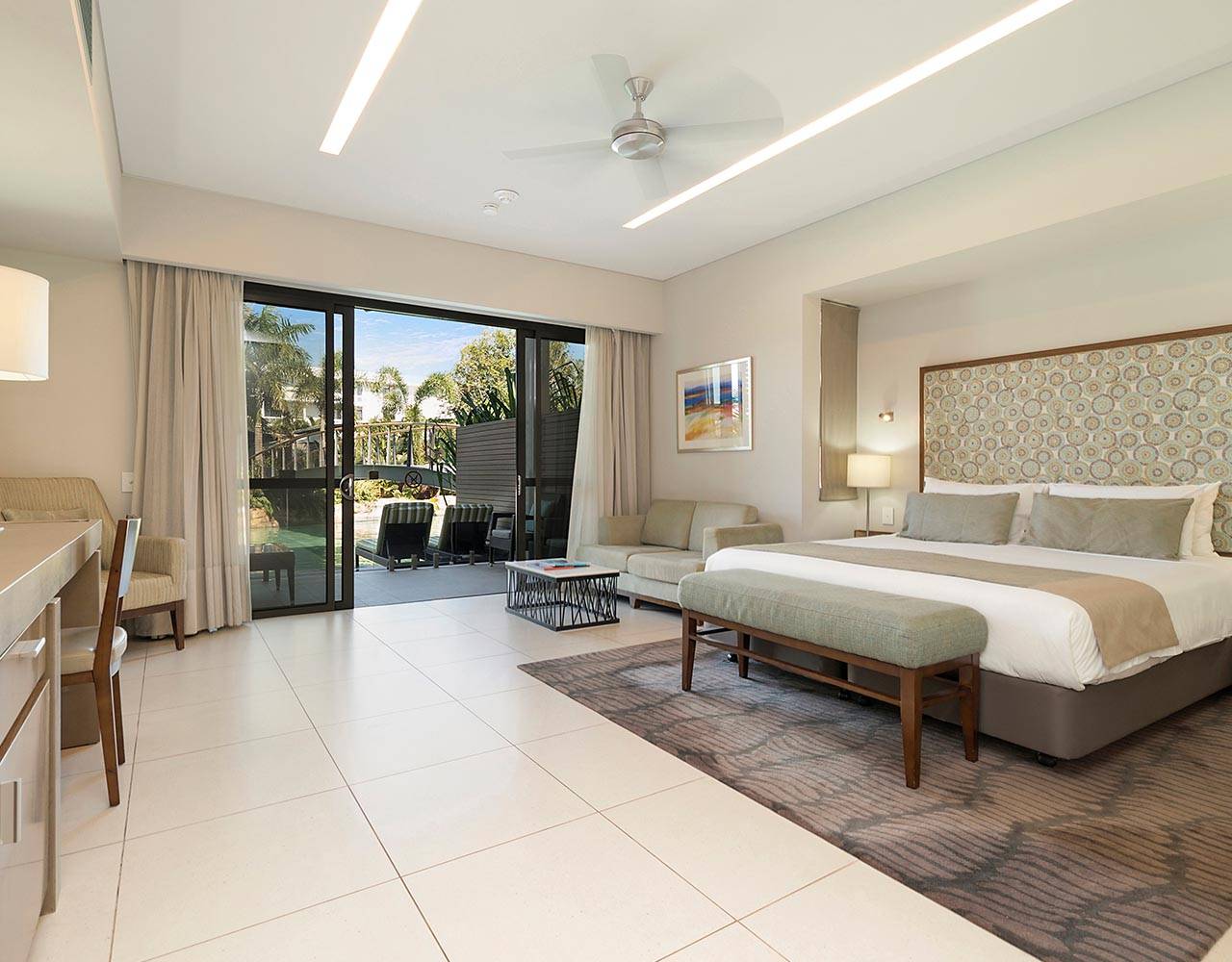 Superior Resort Room with 1 King bed | Hotel & Casino Resort | Darwin, Australia