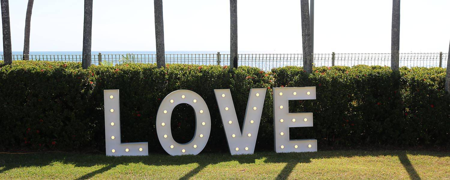 LOVE | Outdoor Beachside Weddings | Darwin, Australia